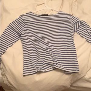 cropped/ mid sleeve brandy melville shirt